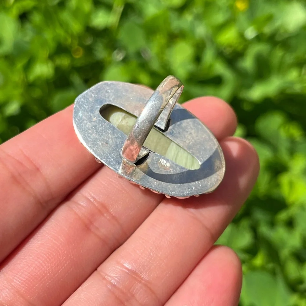 Size‎ 6.75 silver plated Larsonite ring